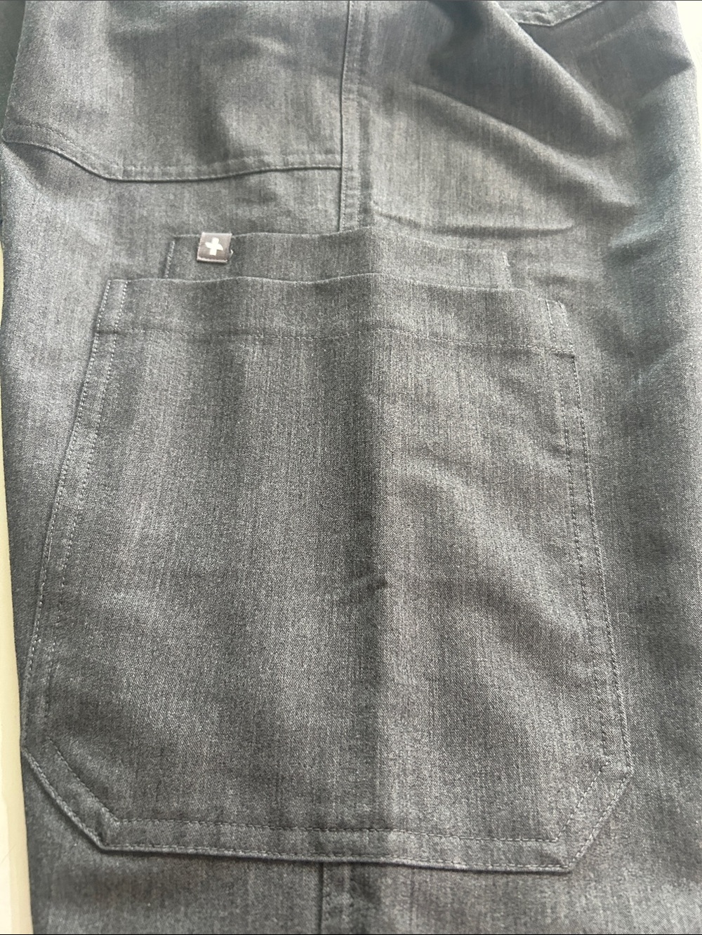 Figs Men's Gray Scrub Pants - Picture 5 of 6